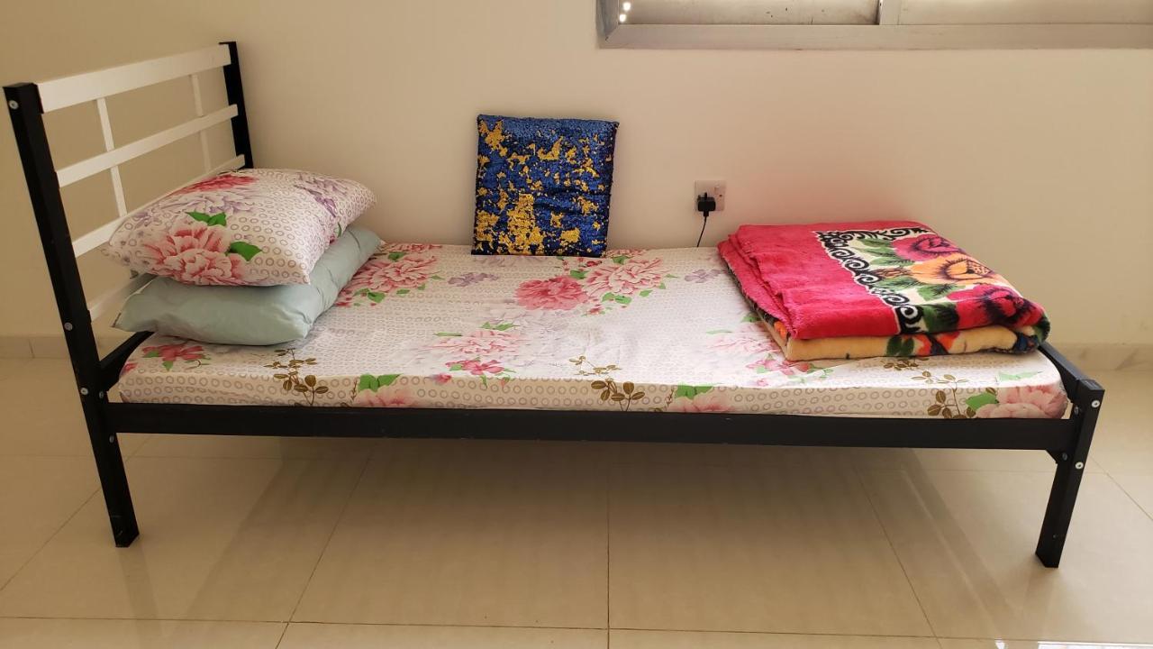Yahia Guest House Αμπού Ντάμπι Εξωτερικό φωτογραφία